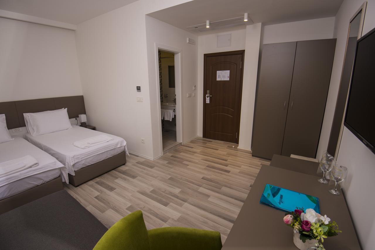 אוהריד Hotel Village מראה חיצוני תמונה